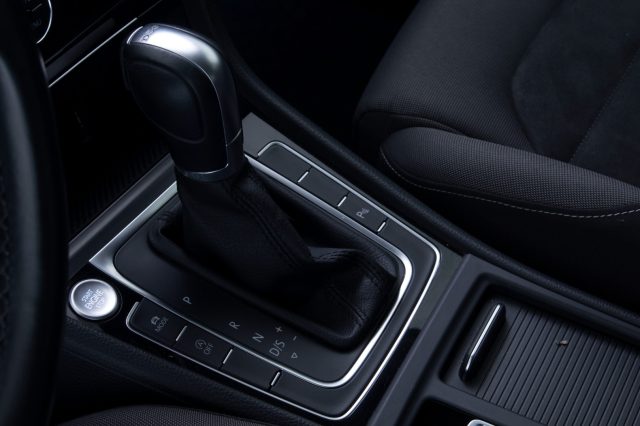 VOLKSWAGEN Golf usata, con Fendinebbia