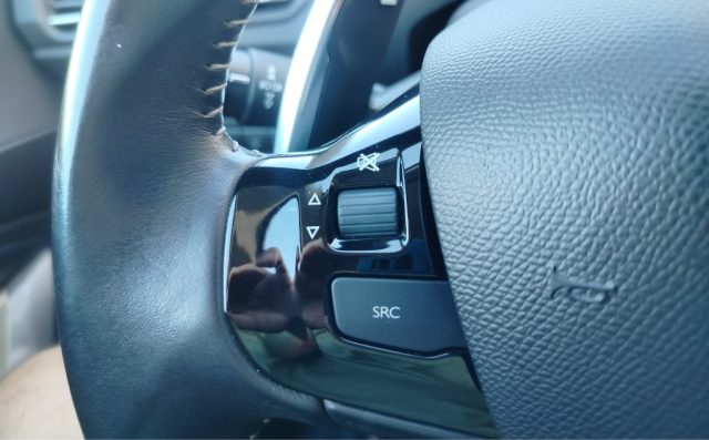 PEUGEOT 308 usata, con Controllo elettronico della corsia