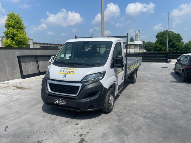 PEUGEOT Boxer usata, con Alzacristalli elettrici