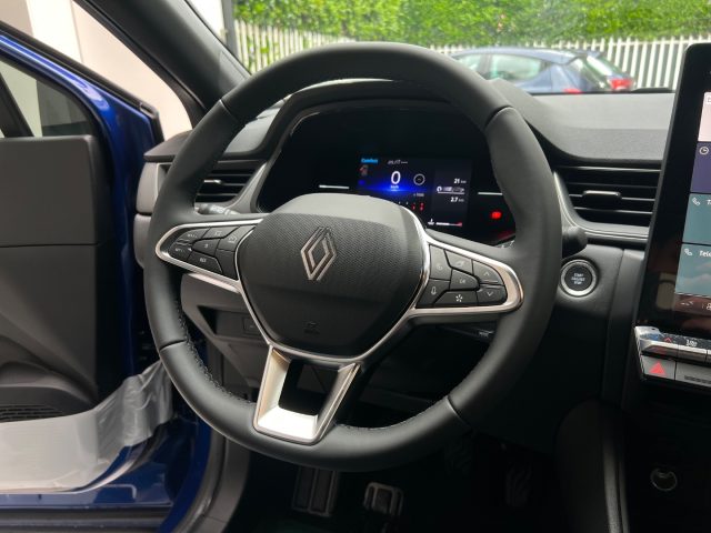 RENAULT Captur usata, con Fari Xenon