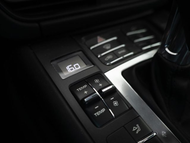 PORSCHE Macan usata, con Servosterzo