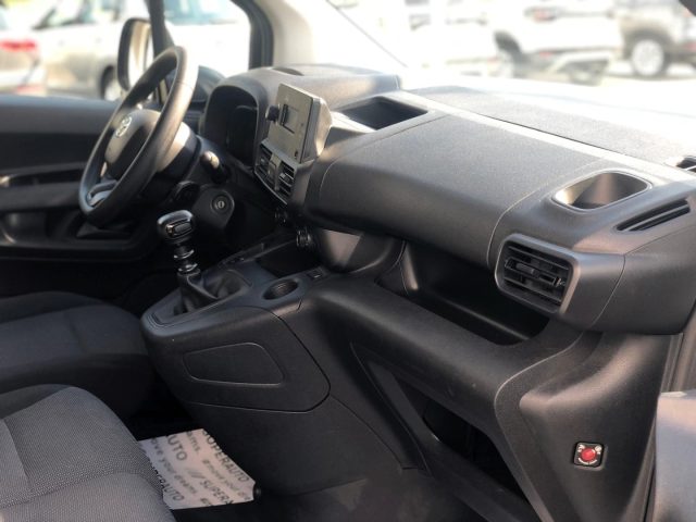 TOYOTA Proace City usata, con Bracciolo