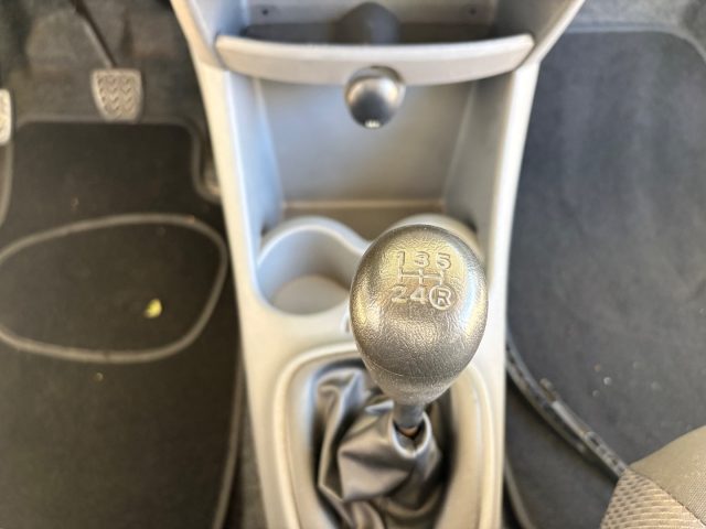 TOYOTA Aygo usata, con Luci diurne