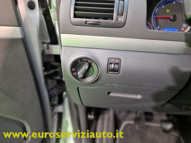 VOLKSWAGEN Sharan usata, con Bluetooth