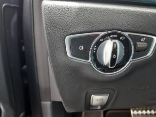 MERCEDES-BENZ E 220 usata, con USB