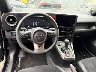 TOYOTA Yaris usata, con Controllo automatico clima