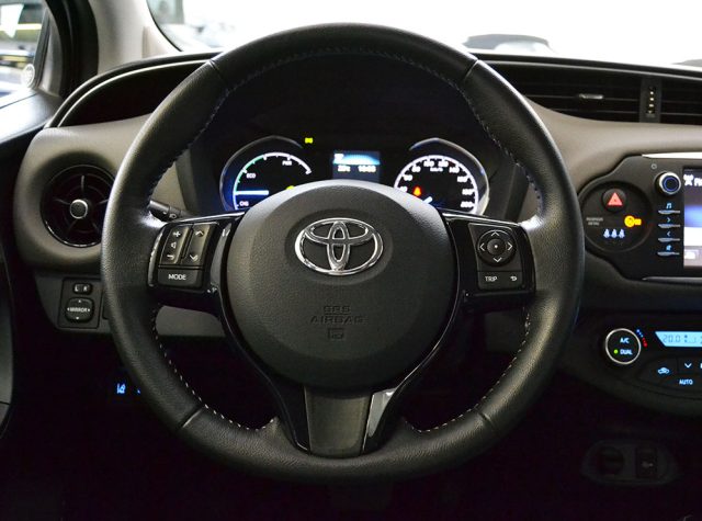 TOYOTA Yaris usata, con Climatizzatore