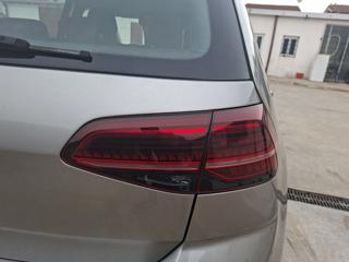 VOLKSWAGEN Golf usata, con Sensori di parcheggio anteriori