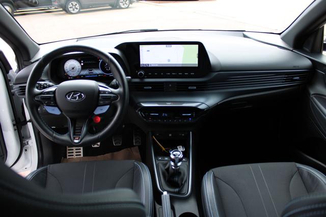 HYUNDAI i20 usata, con Controllo automatico clima