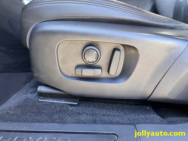 LAND ROVER Range Rover Evoque usata, con Autoradio digitale