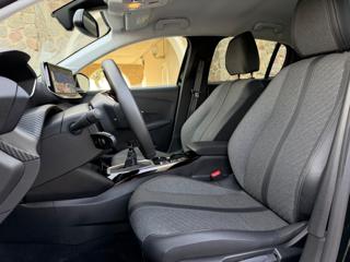 PEUGEOT 208 usata, con Controllo automatico clima
