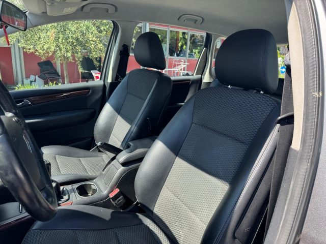 MERCEDES-BENZ A 180 usata, con Chiusura centralizzata