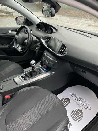 PEUGEOT 308 usata, con Climatizzatore