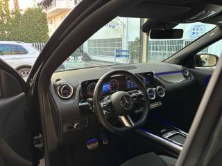 MERCEDES-BENZ GLA 200 usata, con Fari LED