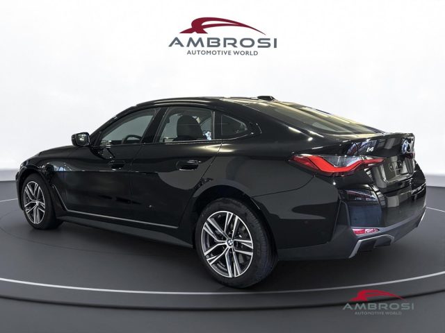BMW i4 usata 3
