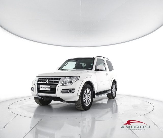 MITSUBISHI Pajero usata 0