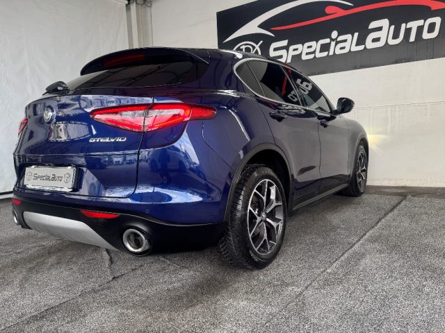 ALFA ROMEO Stelvio usata, con Fari Xenon