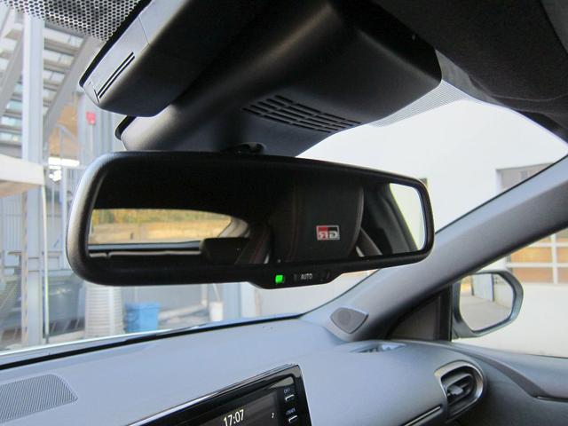 TOYOTA Yaris usata 35