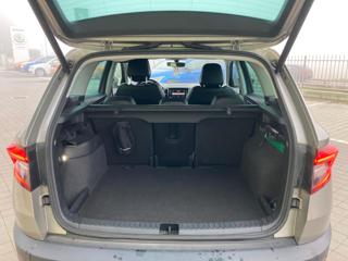 SKODA Karoq usata, con Alzacristalli elettrici