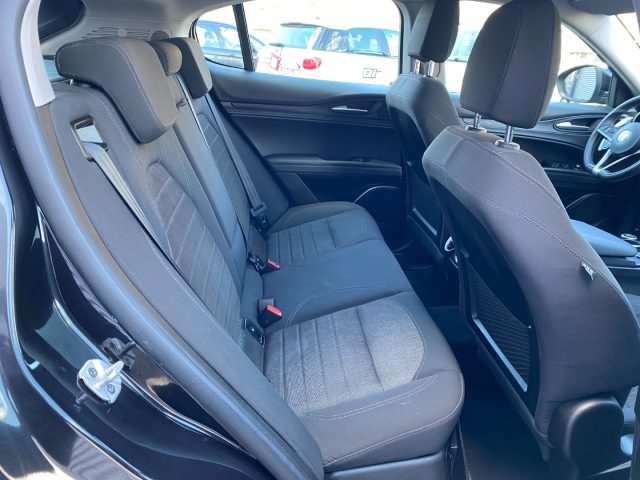 ALFA ROMEO Stelvio usata, con Regolazione elettrica sedili