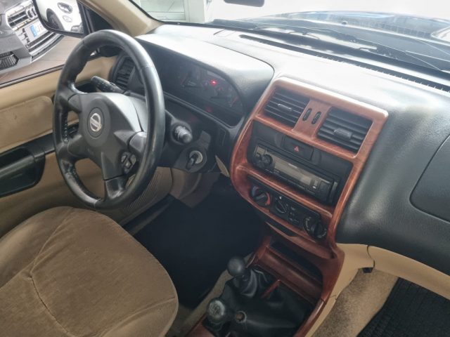NISSAN Terrano usata, con Vetri oscurati