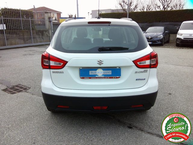 SUZUKI S-Cross usata, con Autoradio