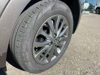 TOYOTA Yaris usata 15