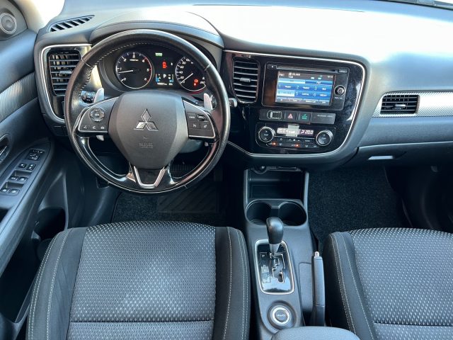 MITSUBISHI Outlander usata, con Alzacristalli elettrici