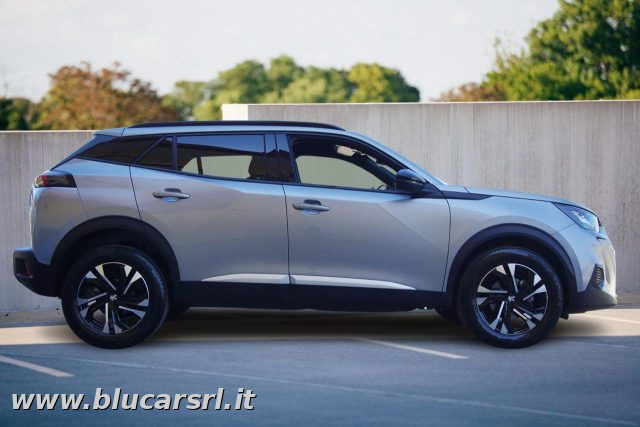 PEUGEOT 2008 usata, con Airbag