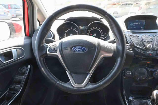 FORD Fiesta usata, con Hill holder