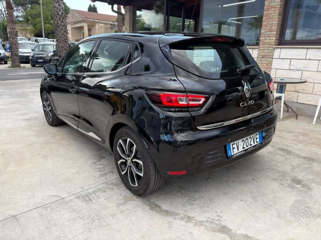RENAULT Clio usata, con Autoradio