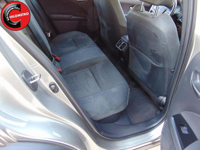 LEXUS UX 250h usata, con Climatizzatore