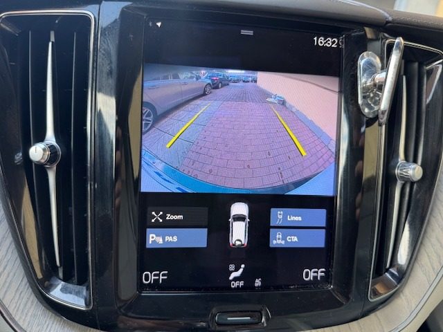 VOLVO XC60 usata, con Fari Xenon