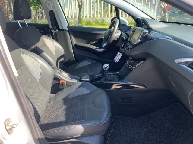 PEUGEOT 2008 usata, con Controllo trazione