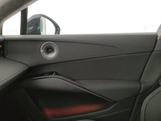 LOTUS Eletre usata, con Sistema di navigazione