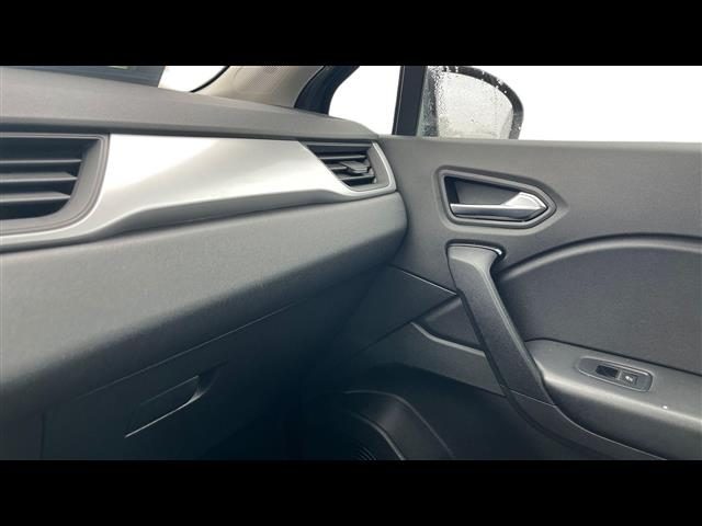 RENAULT Captur usata, con Isofix