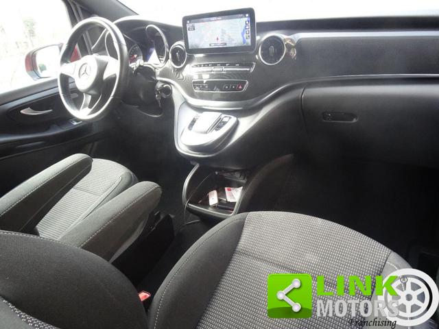 MERCEDES-BENZ V 220 usata, con Sensore di luce