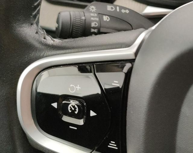 VOLVO XC60 usata, con Park Distance Control