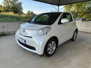 TOYOTA iQ usata 61