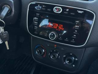 FIAT Punto usata, con USB