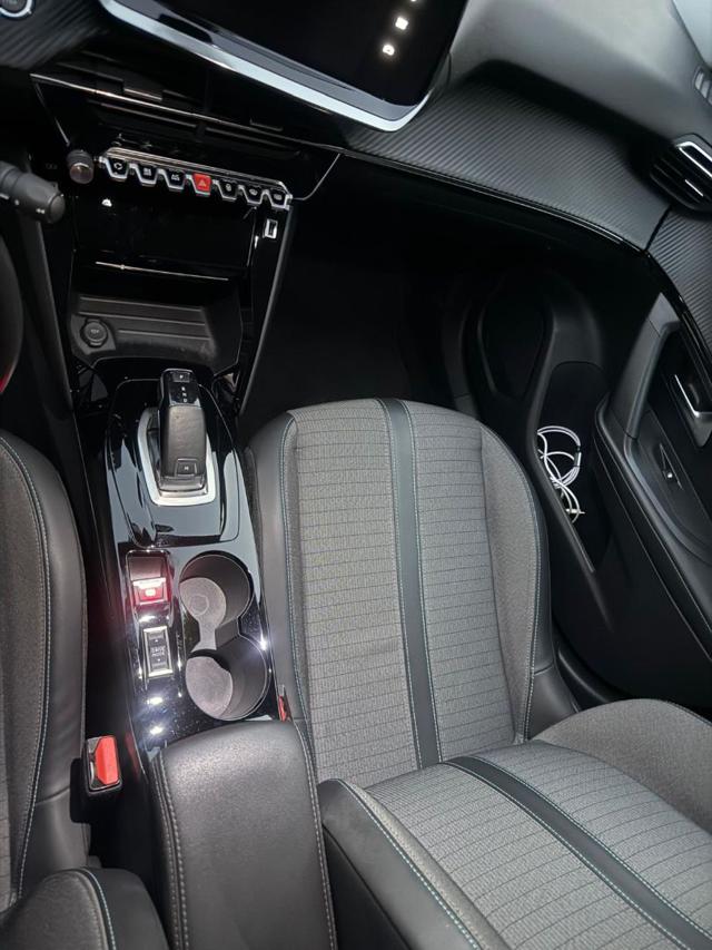 PEUGEOT 2008 usata, con Cruise Control