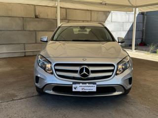 MERCEDES-BENZ GLA 200 usata, con Airbag