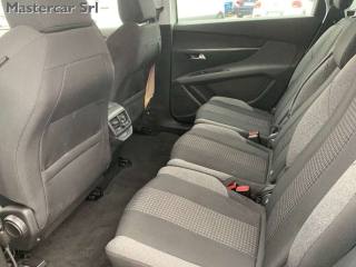 PEUGEOT 5008 usata, con Vetri oscurati