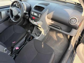 TOYOTA Aygo usata, con Chiusura centralizzata