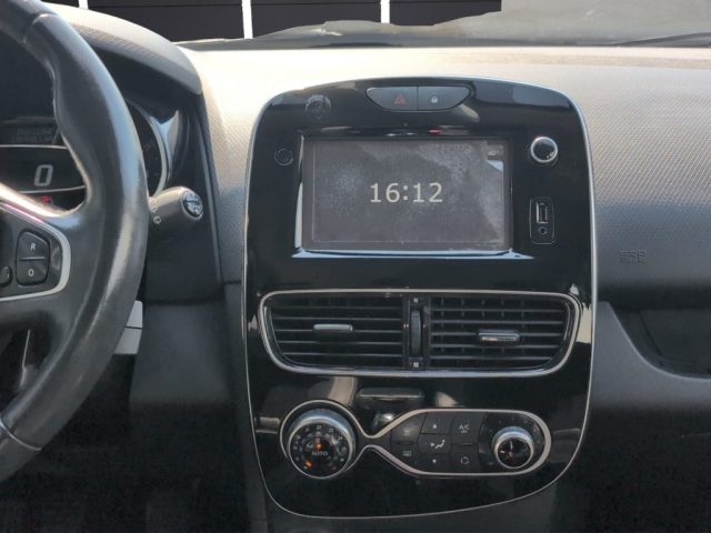 RENAULT Clio usata, con Fari LED