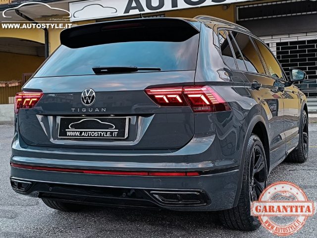 VOLKSWAGEN Tiguan usata, con Sensori di parcheggio anteriori