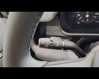 LAND ROVER Defender usata, con Riconoscimento dei segnali stradali