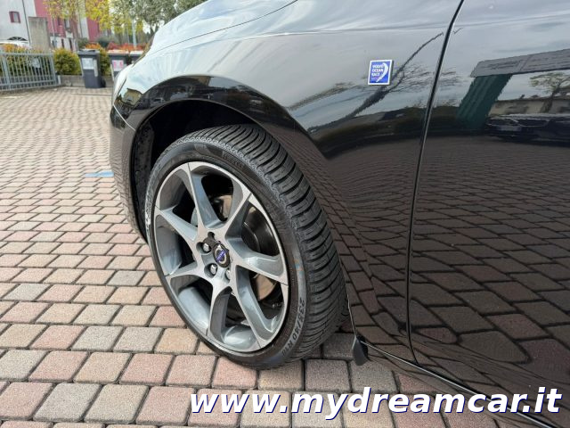 VOLVO V60 usata 19