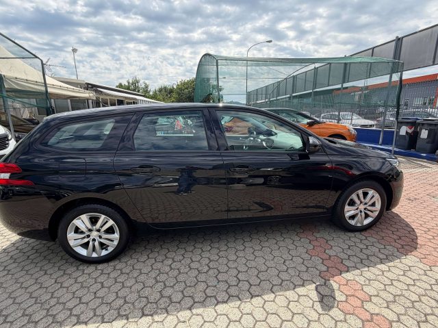 PEUGEOT 308 usata, con Airbag Passeggero