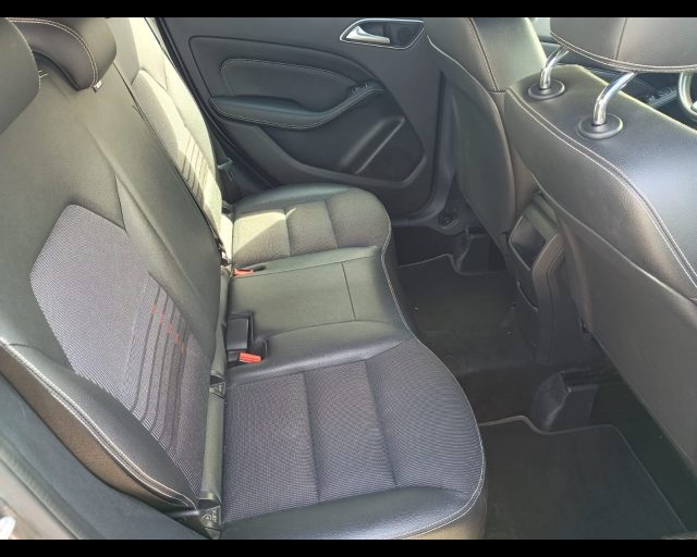 MERCEDES-BENZ B 200 usata, con Cruise Control